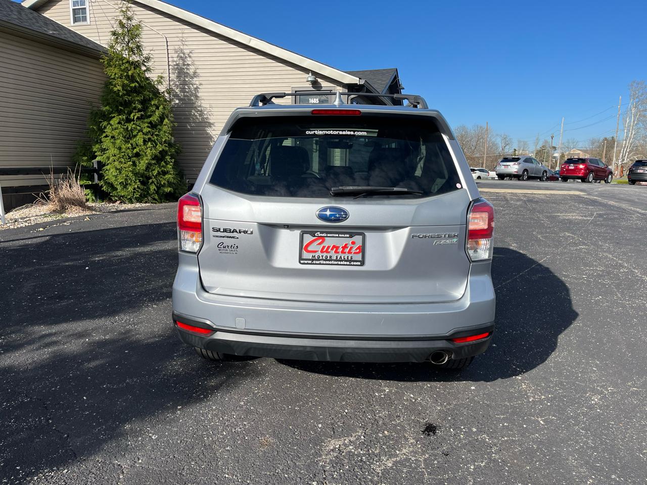 Subaru Forester 2.5i Limited 2017