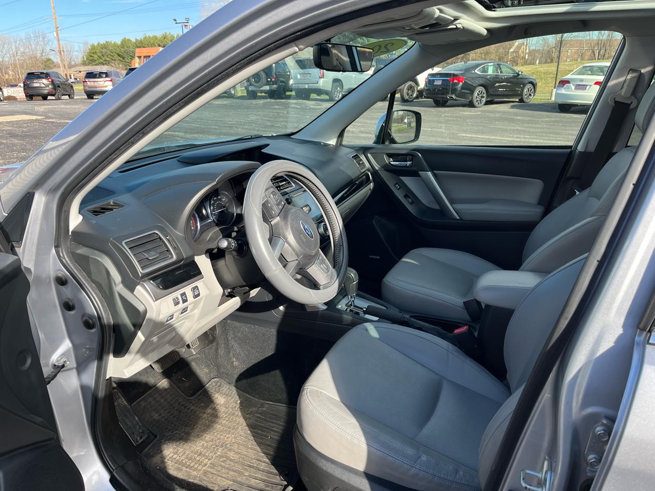 Subaru Forester 2.5i Limited 2017