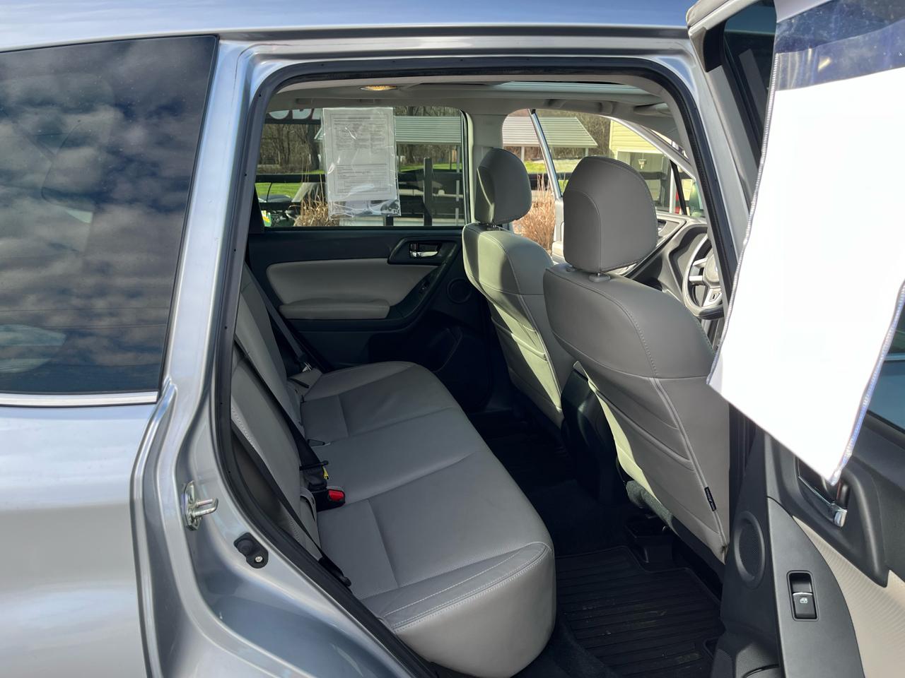 Subaru Forester 2.5i Limited 2017