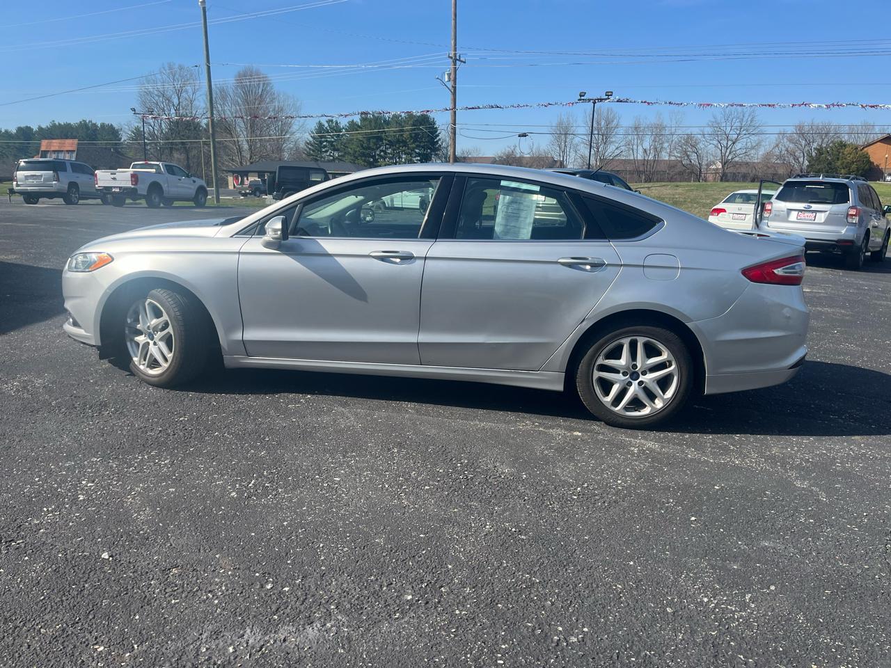 Ford Fusion SE 2014