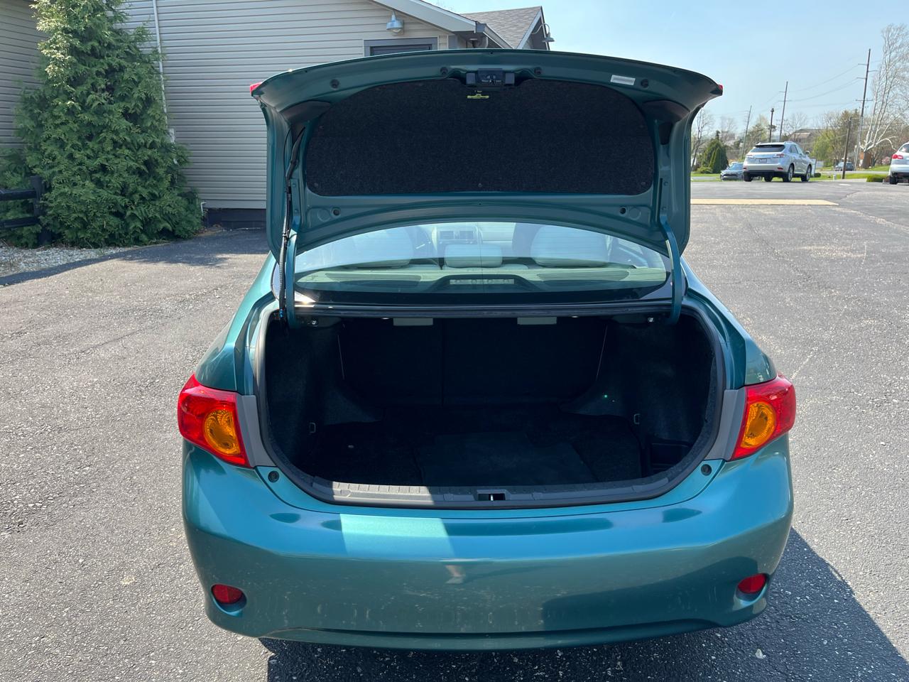 Toyota Corolla S 4-Speed AT 2009