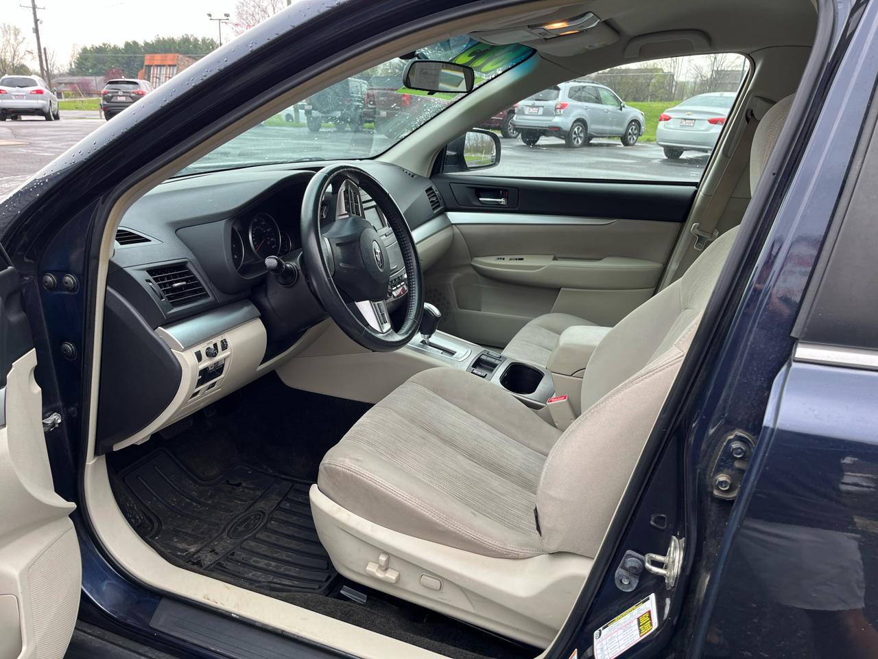 Subaru Outback 2.5i Premium 2014