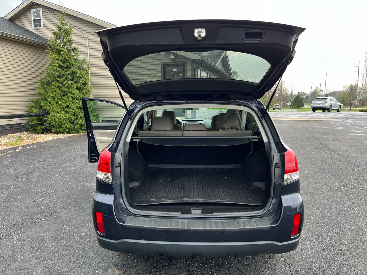 Subaru Outback 2.5i Premium 2014