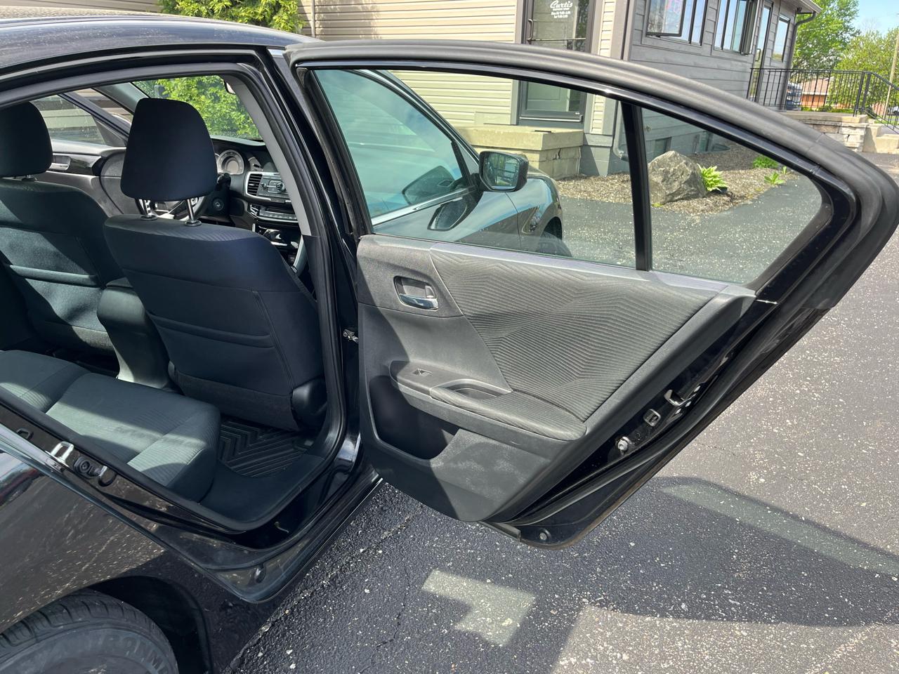 Honda Accord LX Sedan CVT 2016