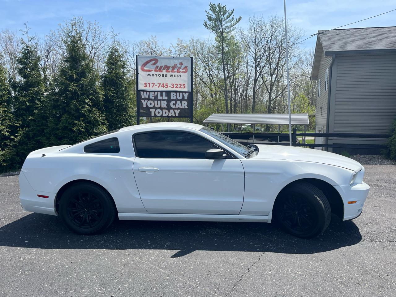 Ford Mustang V6 Coupe 2014