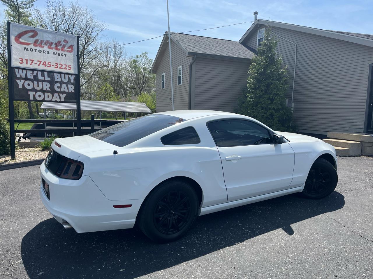 Ford Mustang V6 Coupe 2014