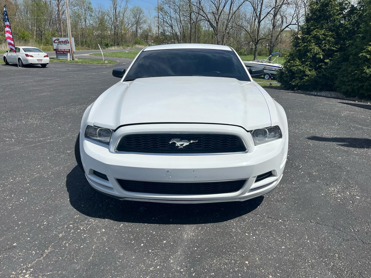 Ford Mustang V6 Coupe 2014