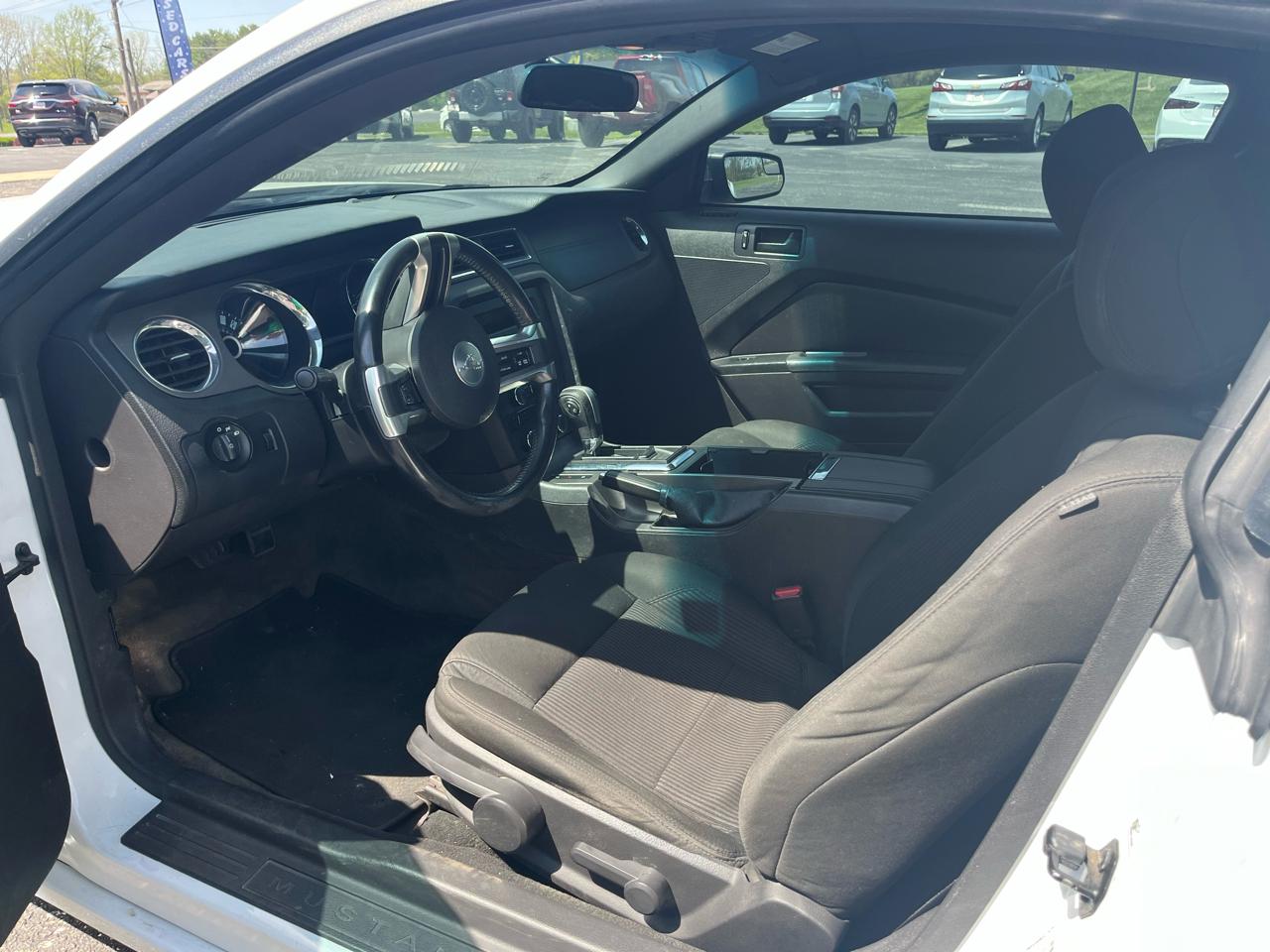 Ford Mustang V6 Coupe 2014