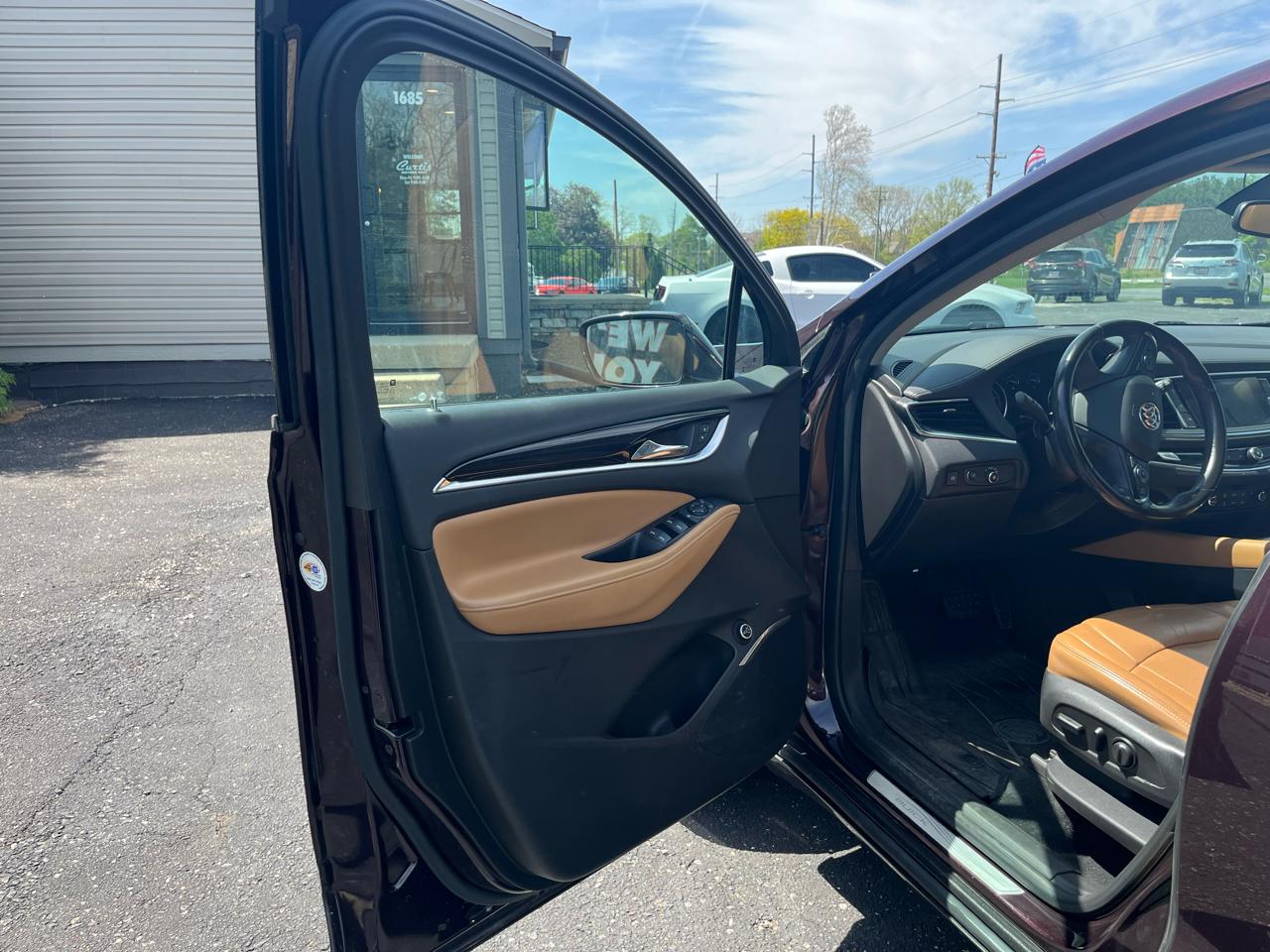 Buick Enclave Essence AWD 2018