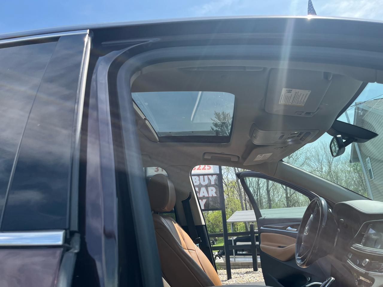 Buick Enclave Essence AWD 2018