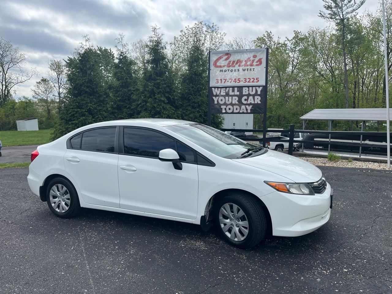 Honda Civic LX Sedan 5-Speed AT 2012