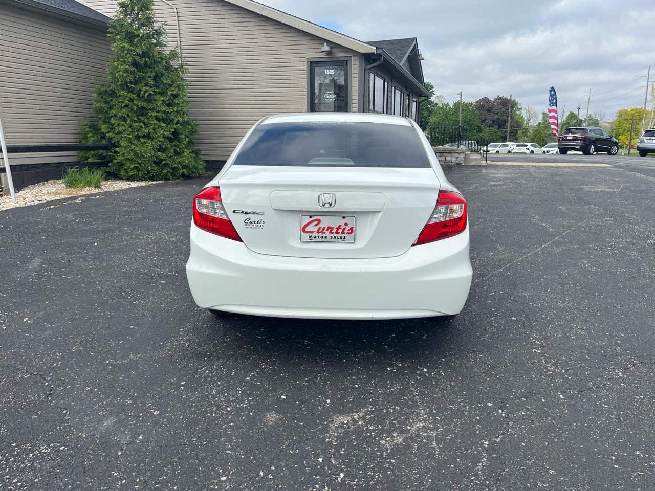 Honda Civic LX Sedan 5-Speed AT 2012