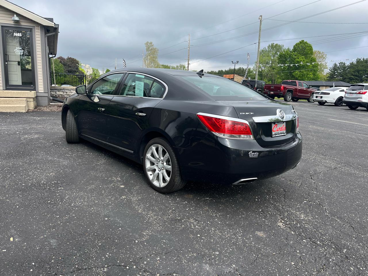 Buick LaCrosse Touring 2012