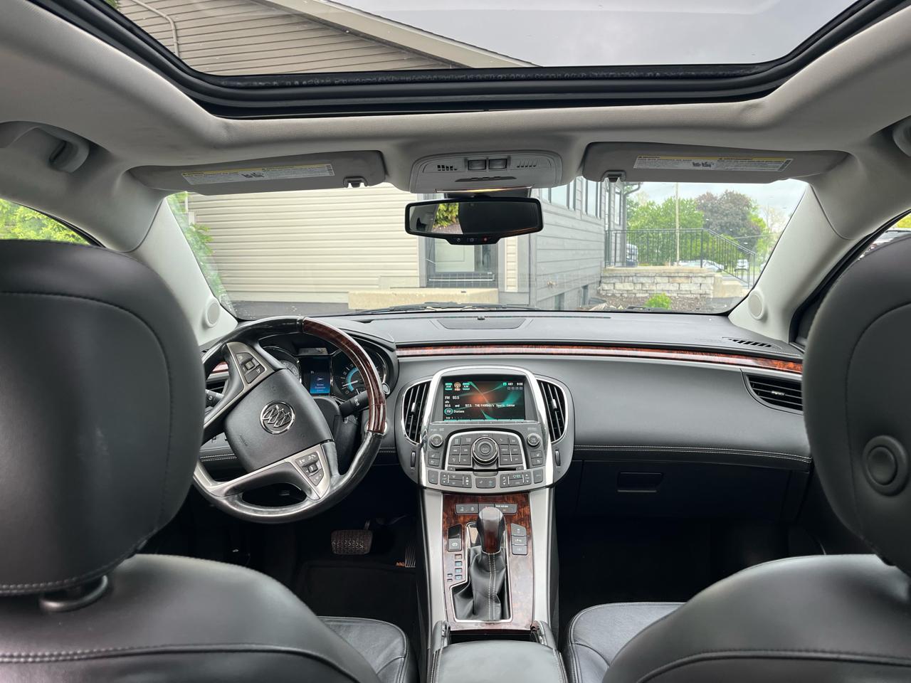Buick LaCrosse Touring 2012