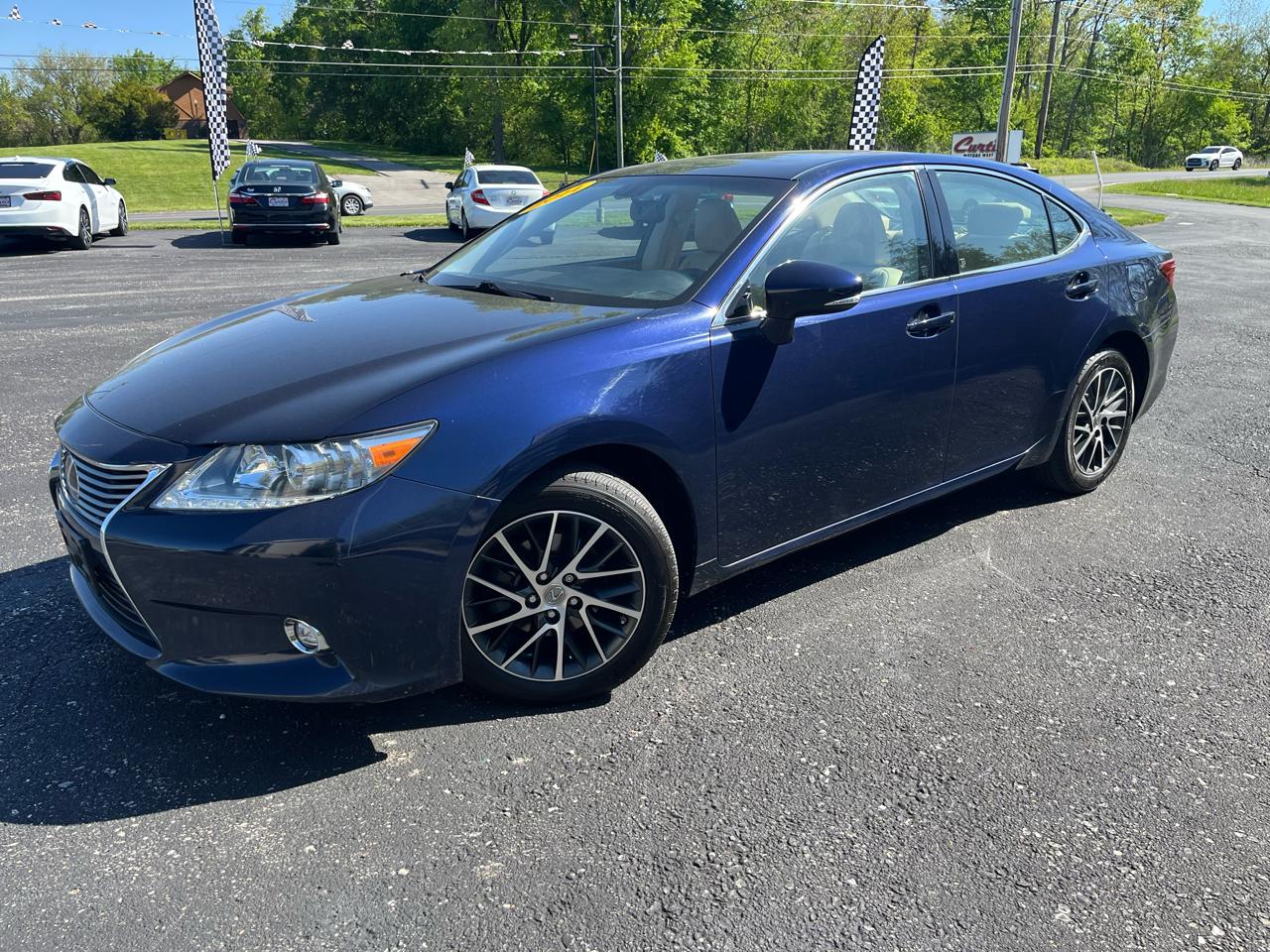 Lexus ES 350 Sedan 2014