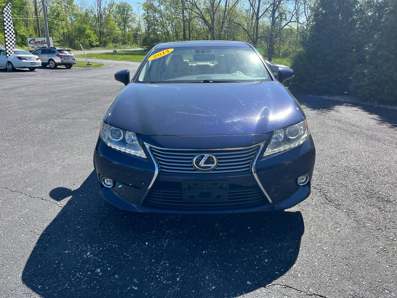 Lexus ES 350 Sedan 2014
