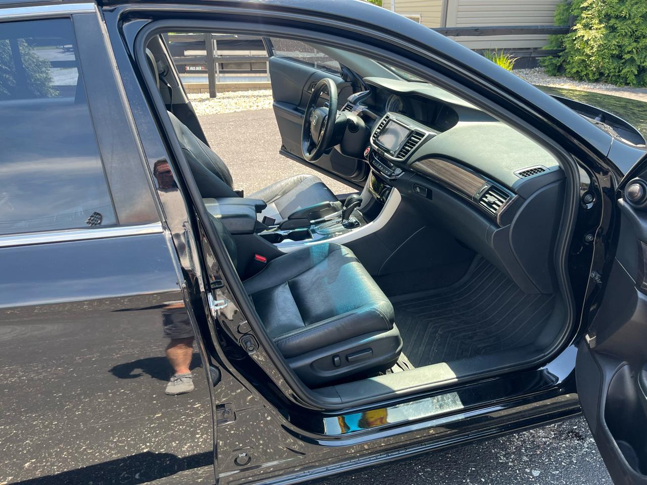 Honda Accord EX-L Sedan CVT 2016
