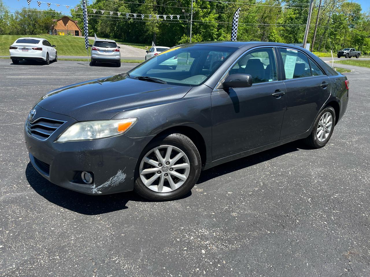 Toyota Camry Base 6-Spd AT 2011