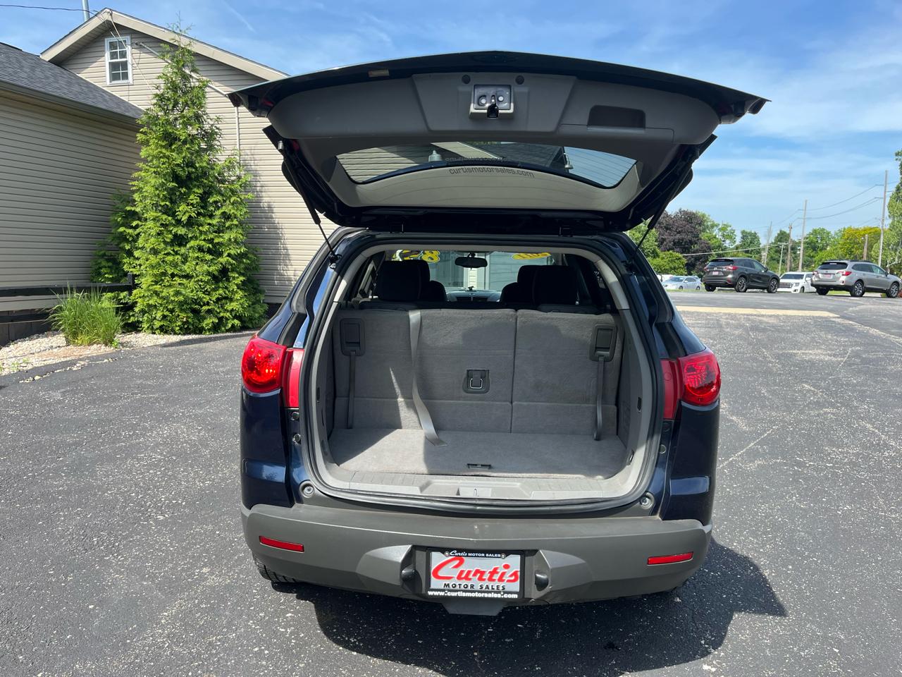 Chevrolet Traverse LS AWD w/PDC 2011
