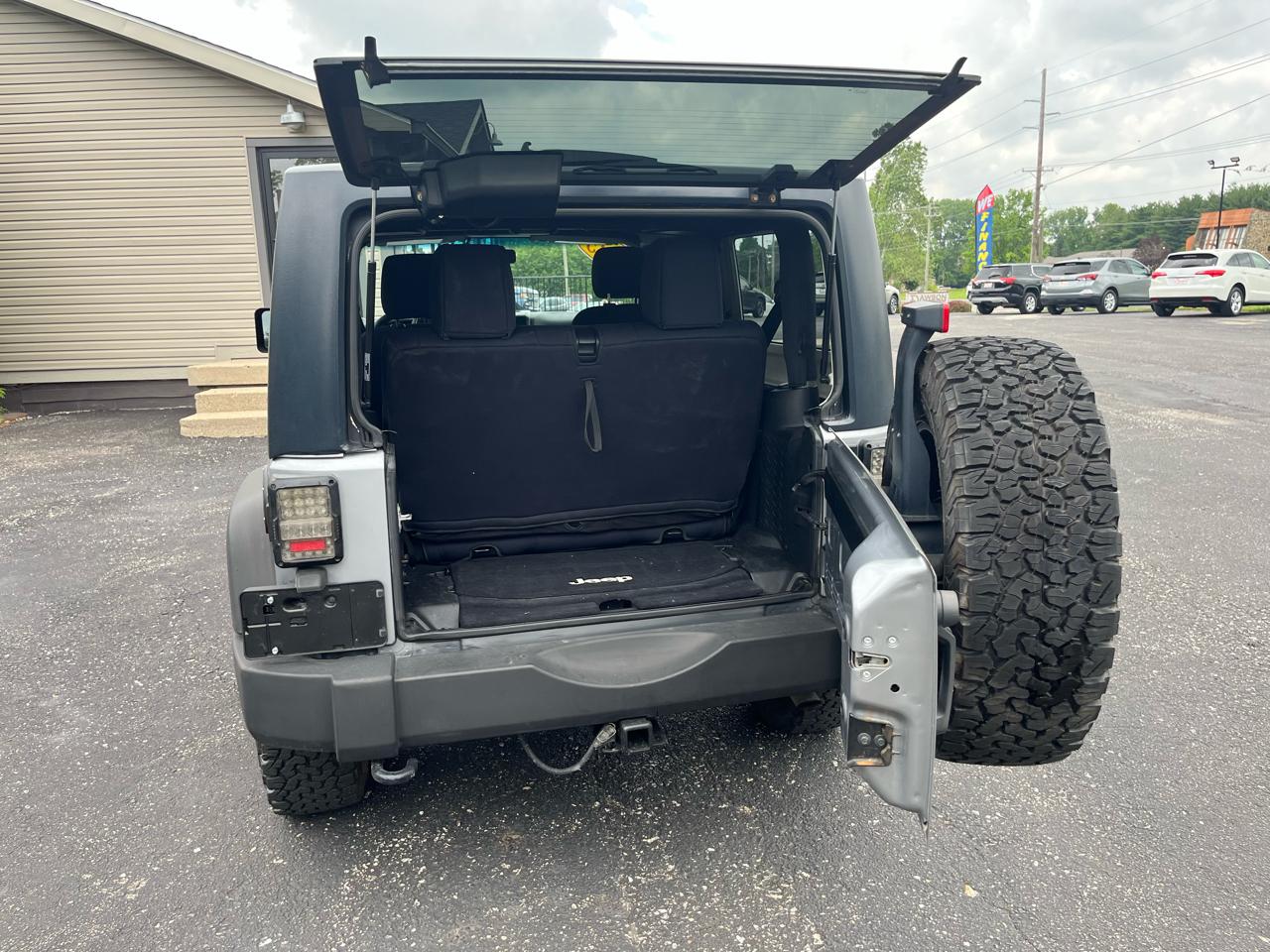 Jeep Wrangler Sport 4WD 2015