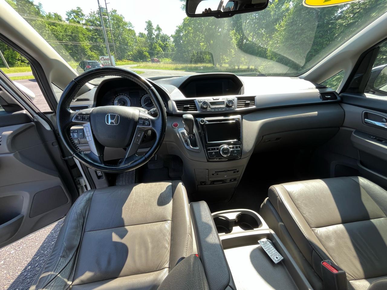 Honda Odyssey Touring 2014