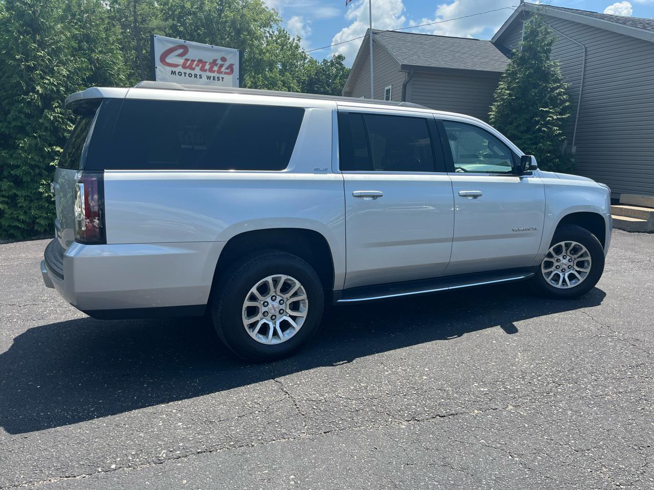GMC Yukon XL SLE 4WD 2017