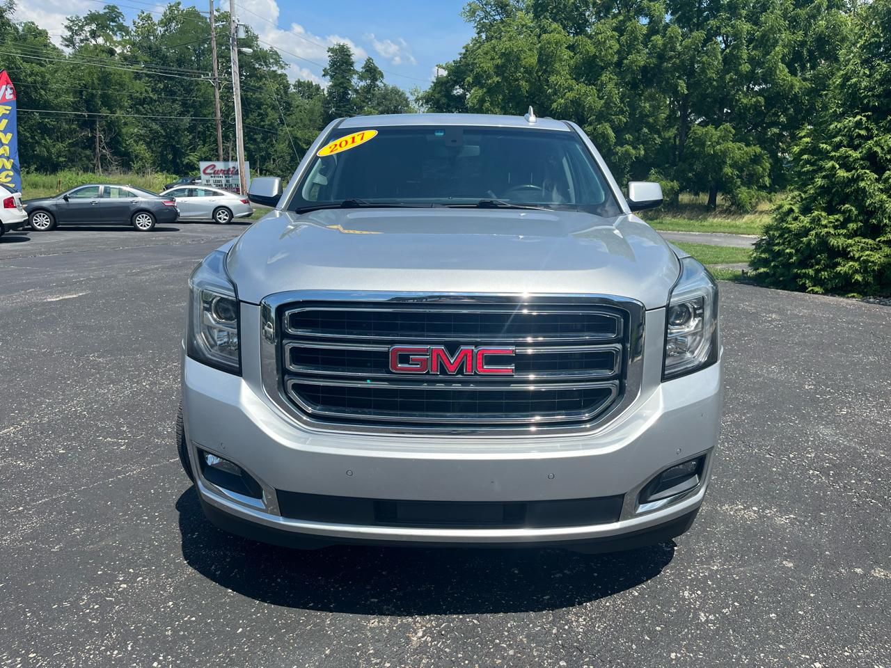 GMC Yukon XL SLE 4WD 2017
