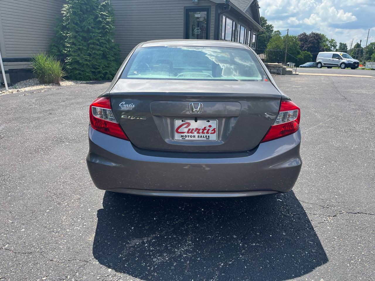 Honda Civic LX Sedan 5-Speed AT 2012