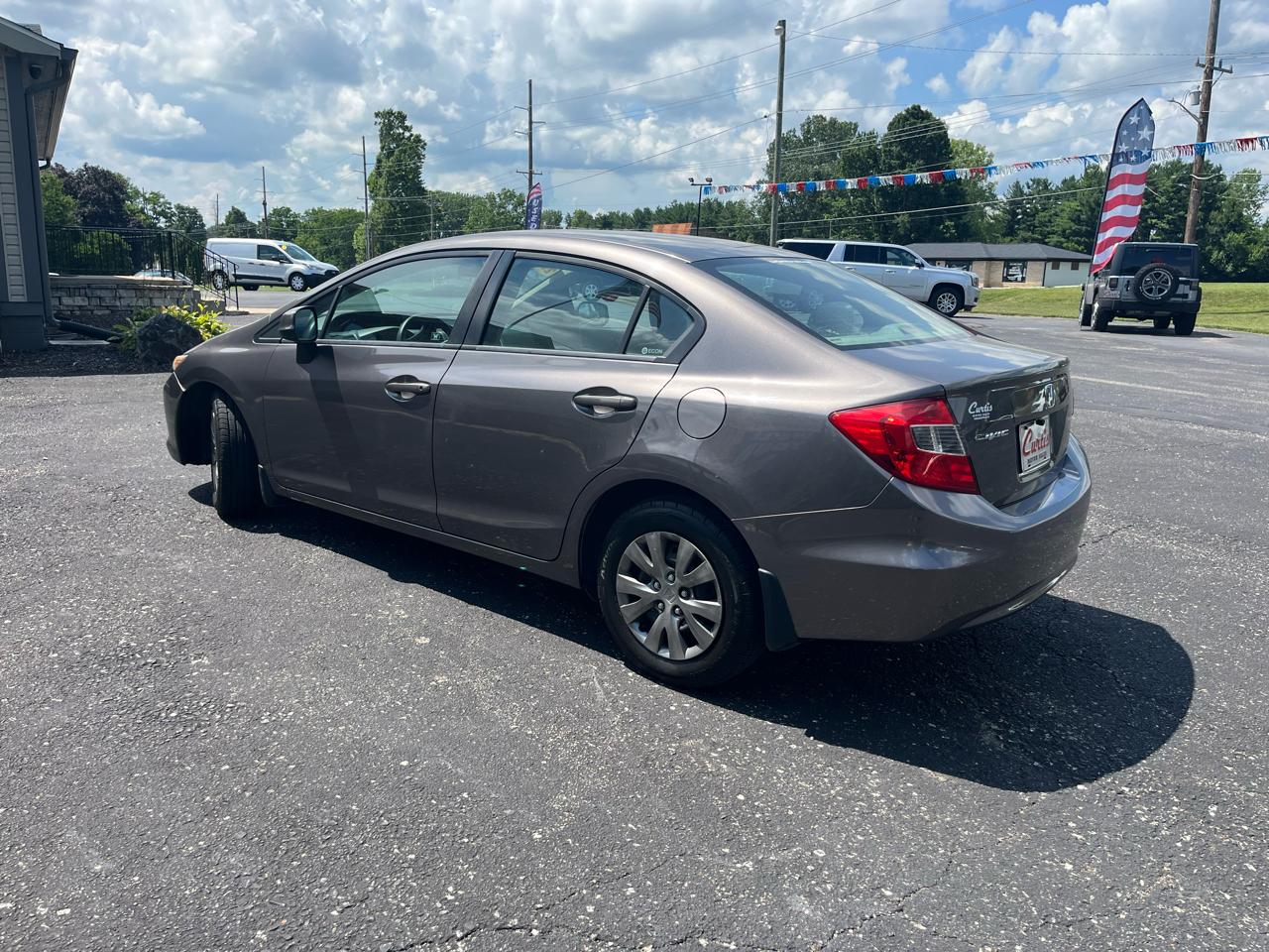 Honda Civic LX Sedan 5-Speed AT 2012