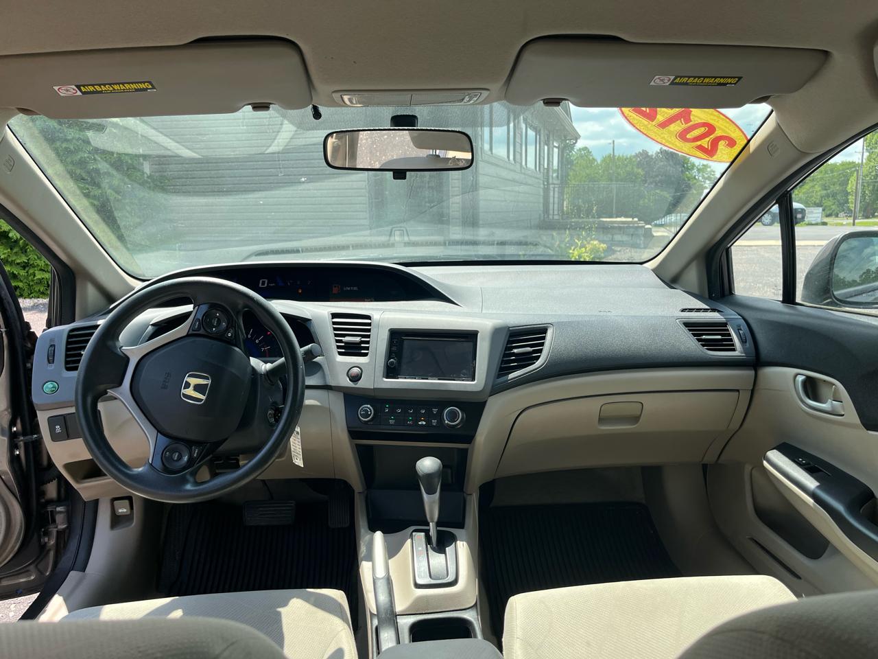 Honda Civic LX Sedan 5-Speed AT 2012