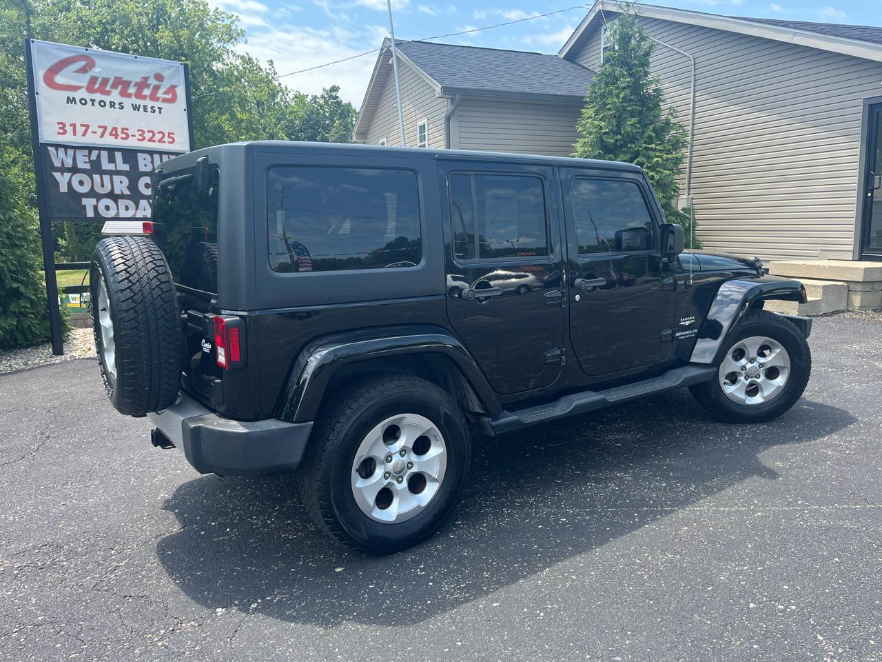 Jeep Wrangler Unlimited Sahara 4WD 2015