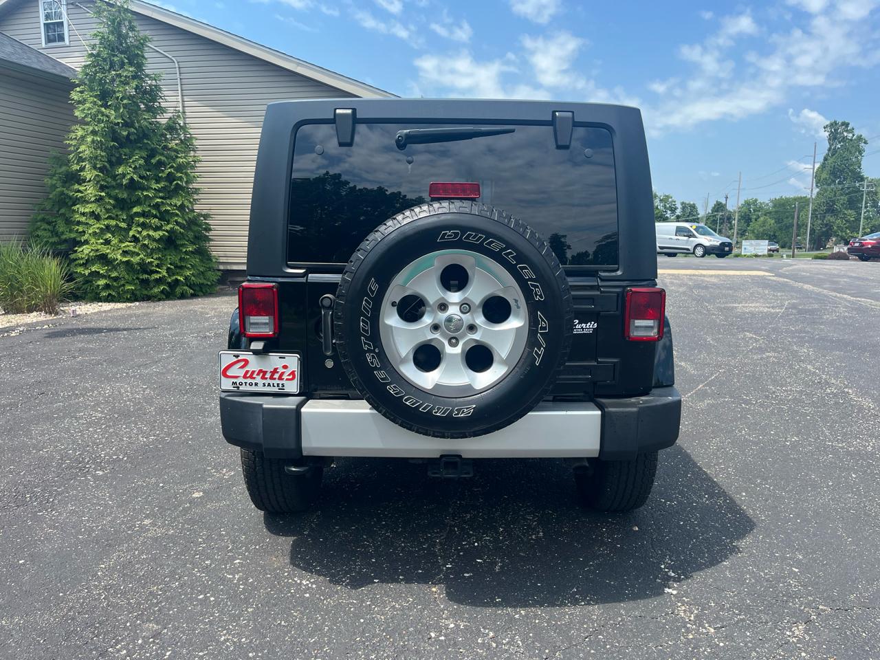 Jeep Wrangler Unlimited Sahara 4WD 2015