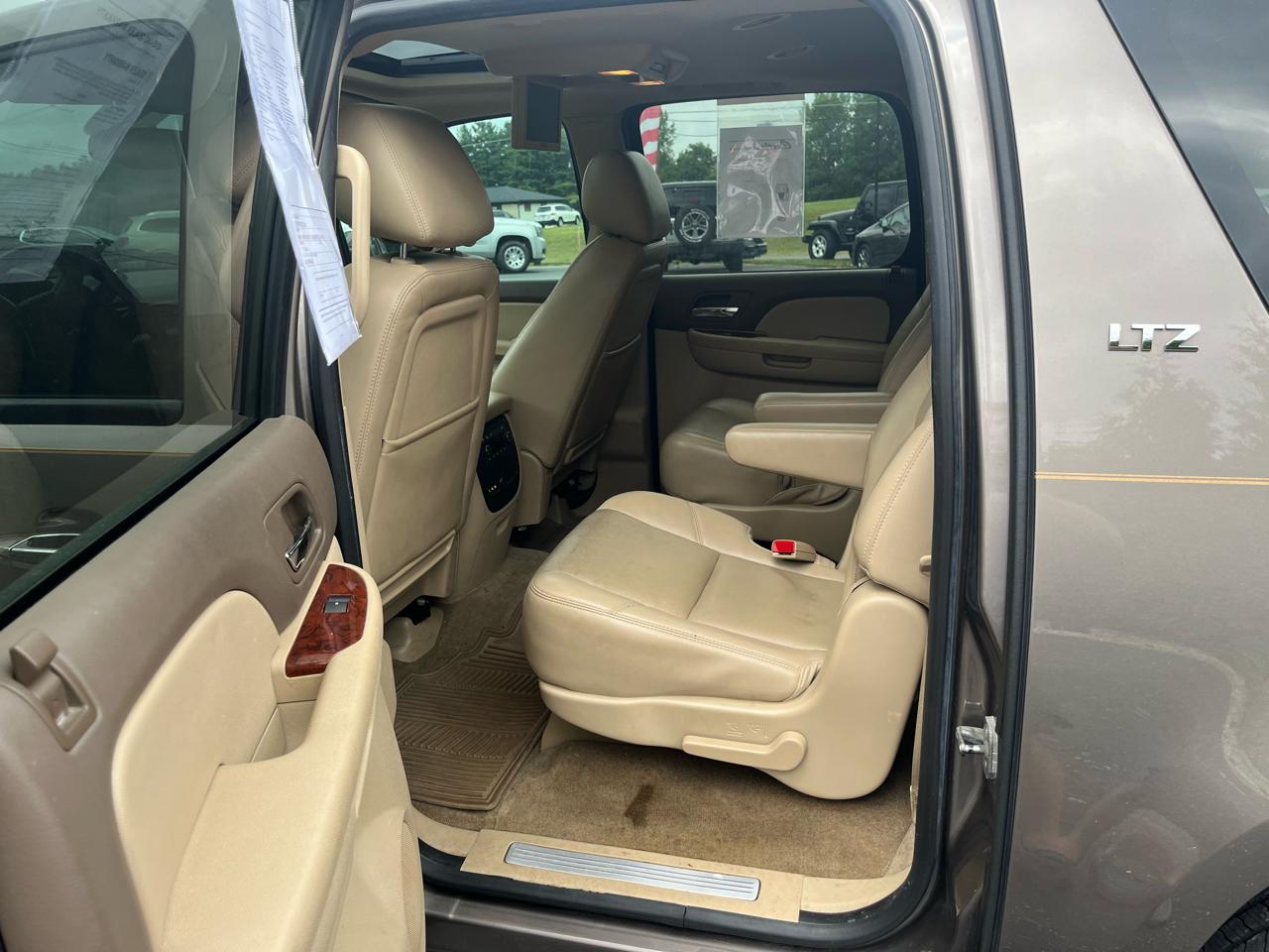 Chevrolet Suburban LTZ 1500 4WD 2014