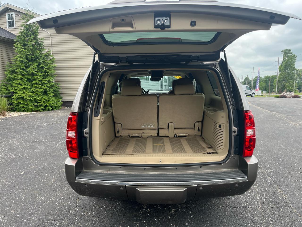 Chevrolet Suburban LTZ 1500 4WD 2014