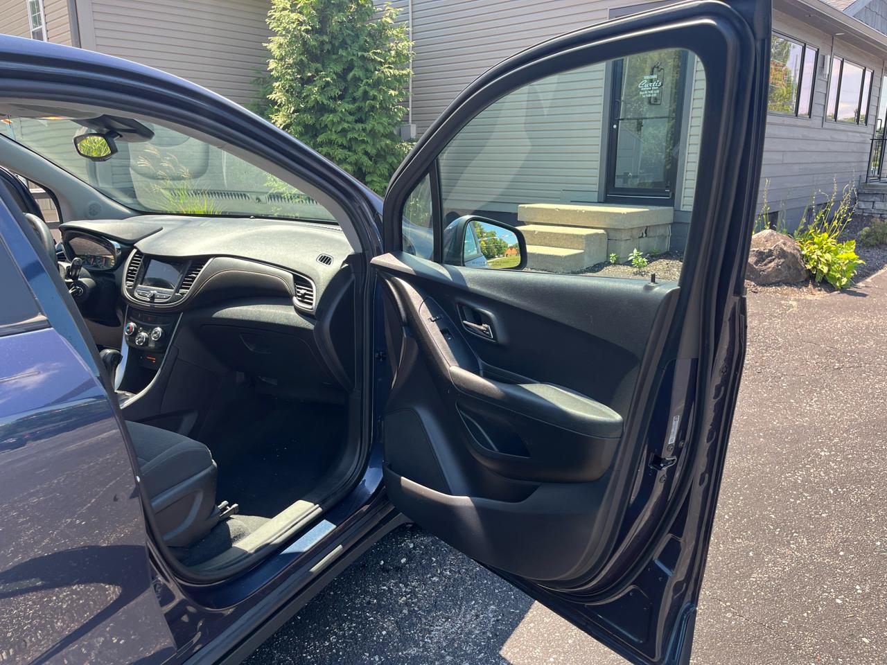 Chevrolet Trax LS FWD 2019