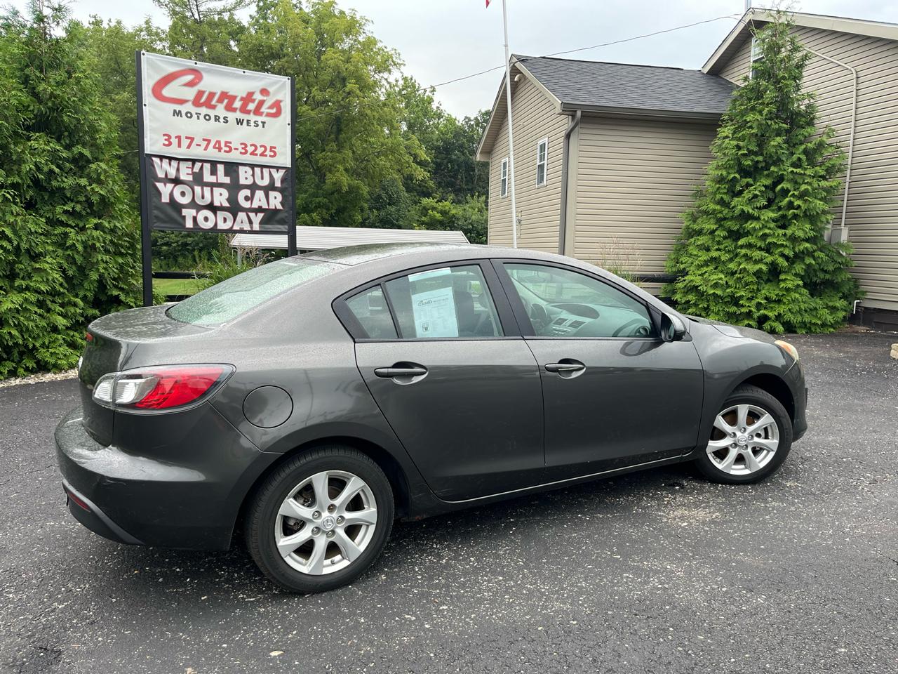 Mazda MAZDA3 i Touring 4-door 2010