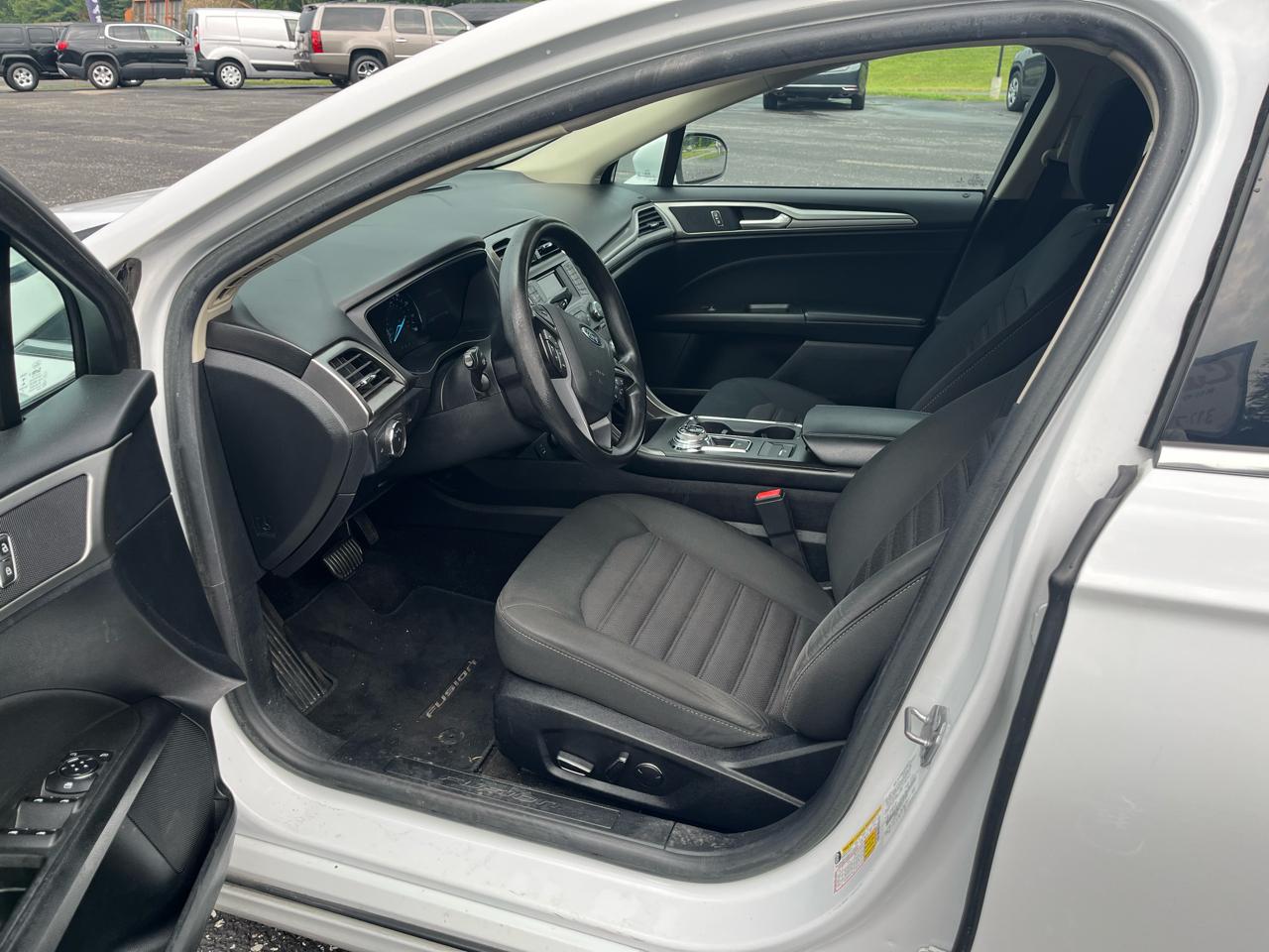 Ford Fusion SE 2018