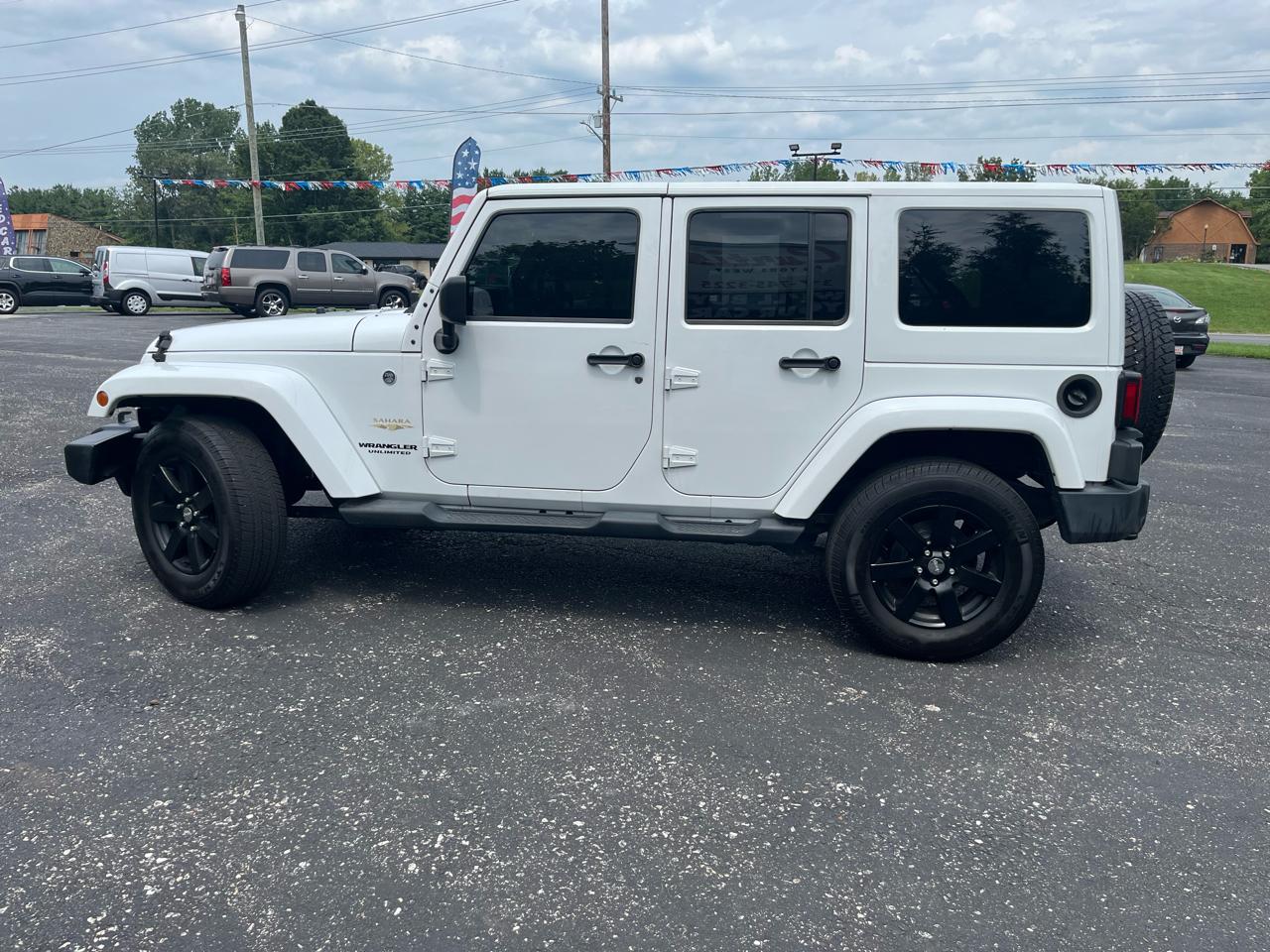 Jeep Wrangler Unlimited Sahara 4WD 2013