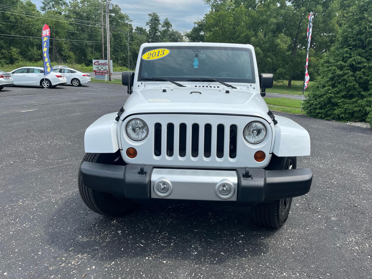 Jeep Wrangler Unlimited Sahara 4WD 2013