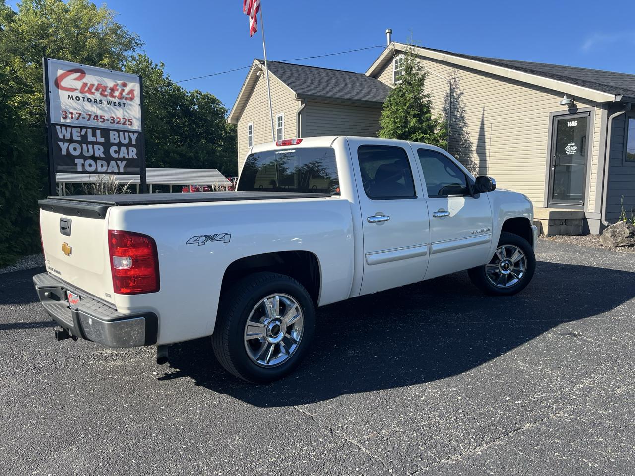 Chevrolet Silverado 1500 LTZ Crew Cab 4WD 2013