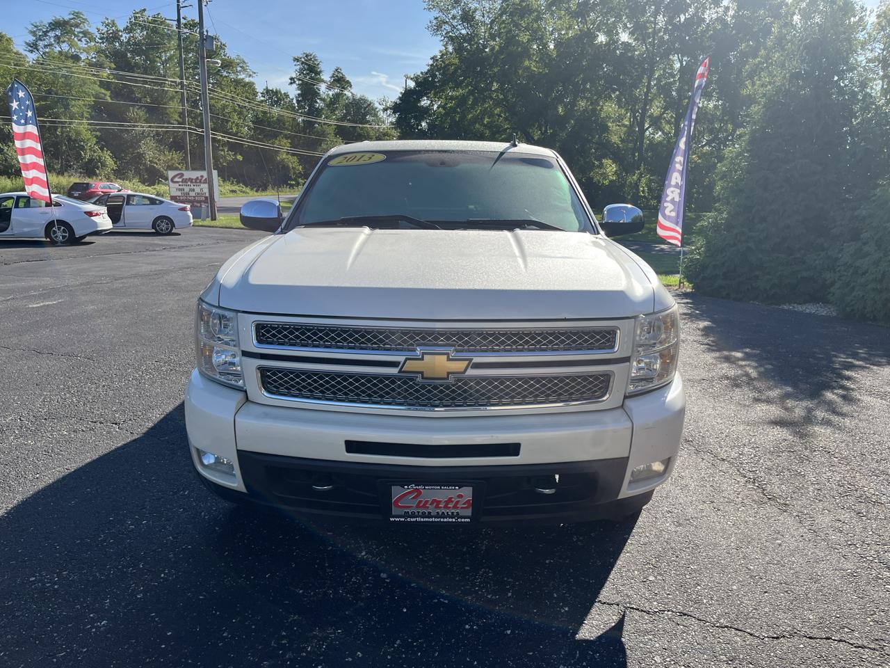 Chevrolet Silverado 1500 LTZ Crew Cab 4WD 2013