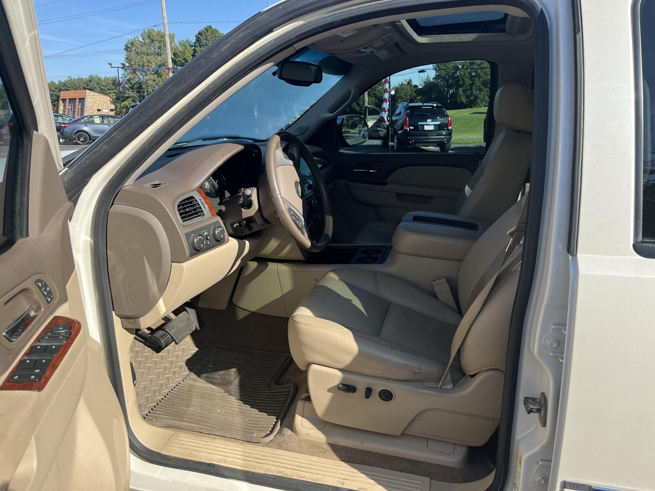 Chevrolet Silverado 1500 LTZ Crew Cab 4WD 2013