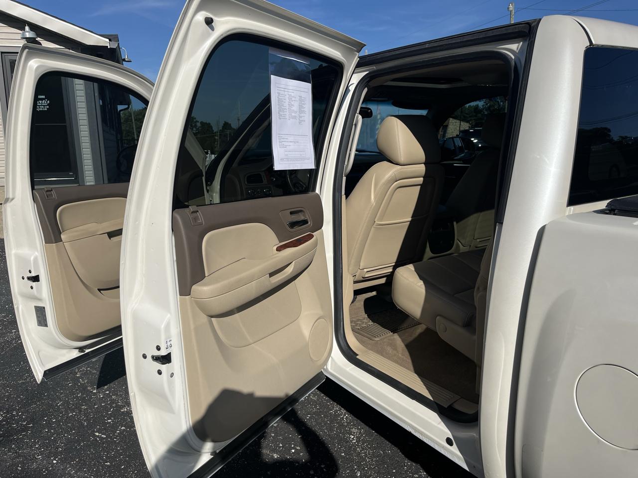 Chevrolet Silverado 1500 LTZ Crew Cab 4WD 2013