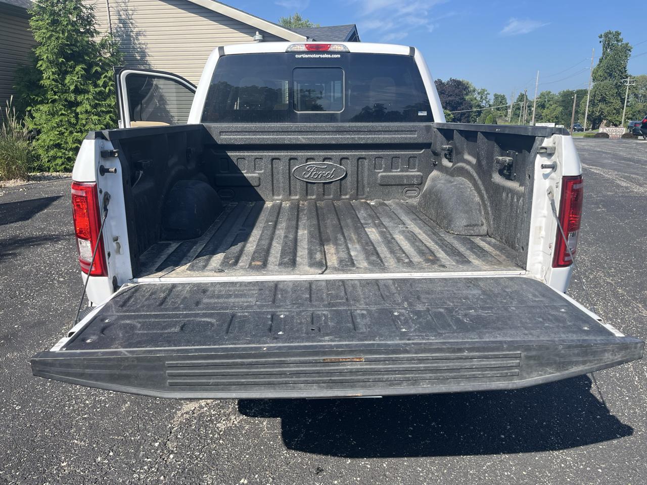 Ford F-150 Lariat SuperCrew 5.5-ft. Bed 4WD 2016