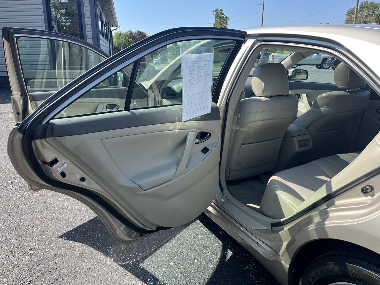 Toyota Camry CE 5-Spd AT 2007