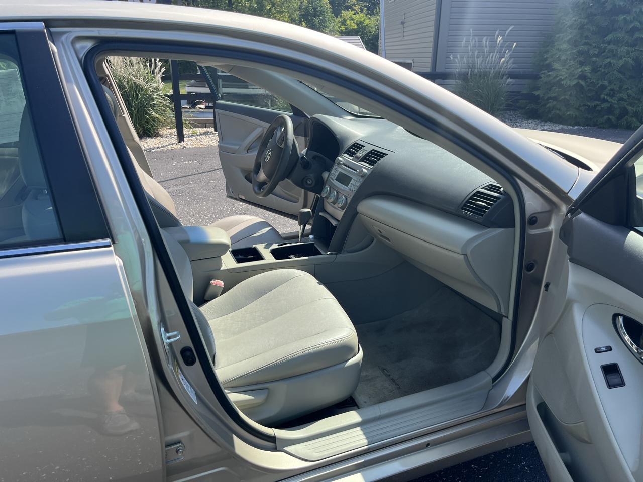 Toyota Camry CE 5-Spd AT 2007