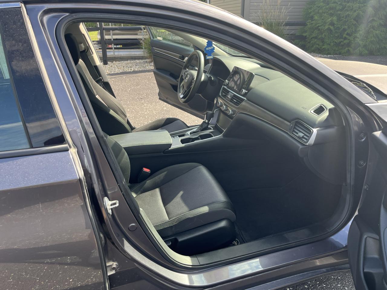Honda Accord LX CVT 2019