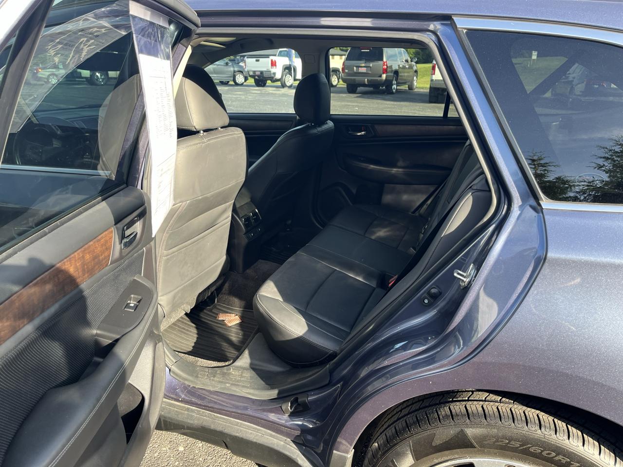 Subaru Outback 2.5i Limited 2015