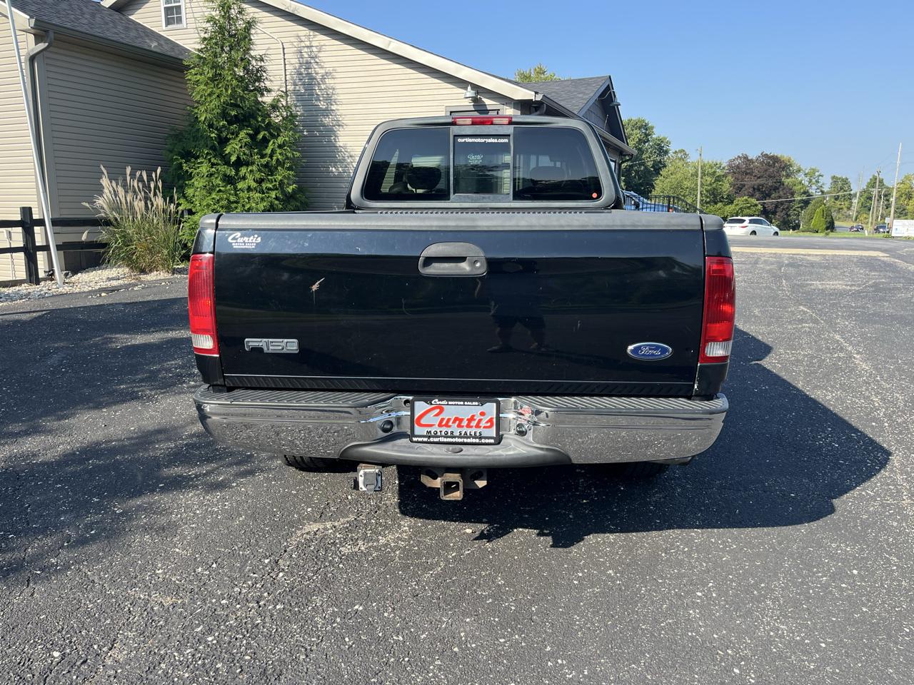 Ford F-150 XL SuperCab Short Bed 2WD 2002