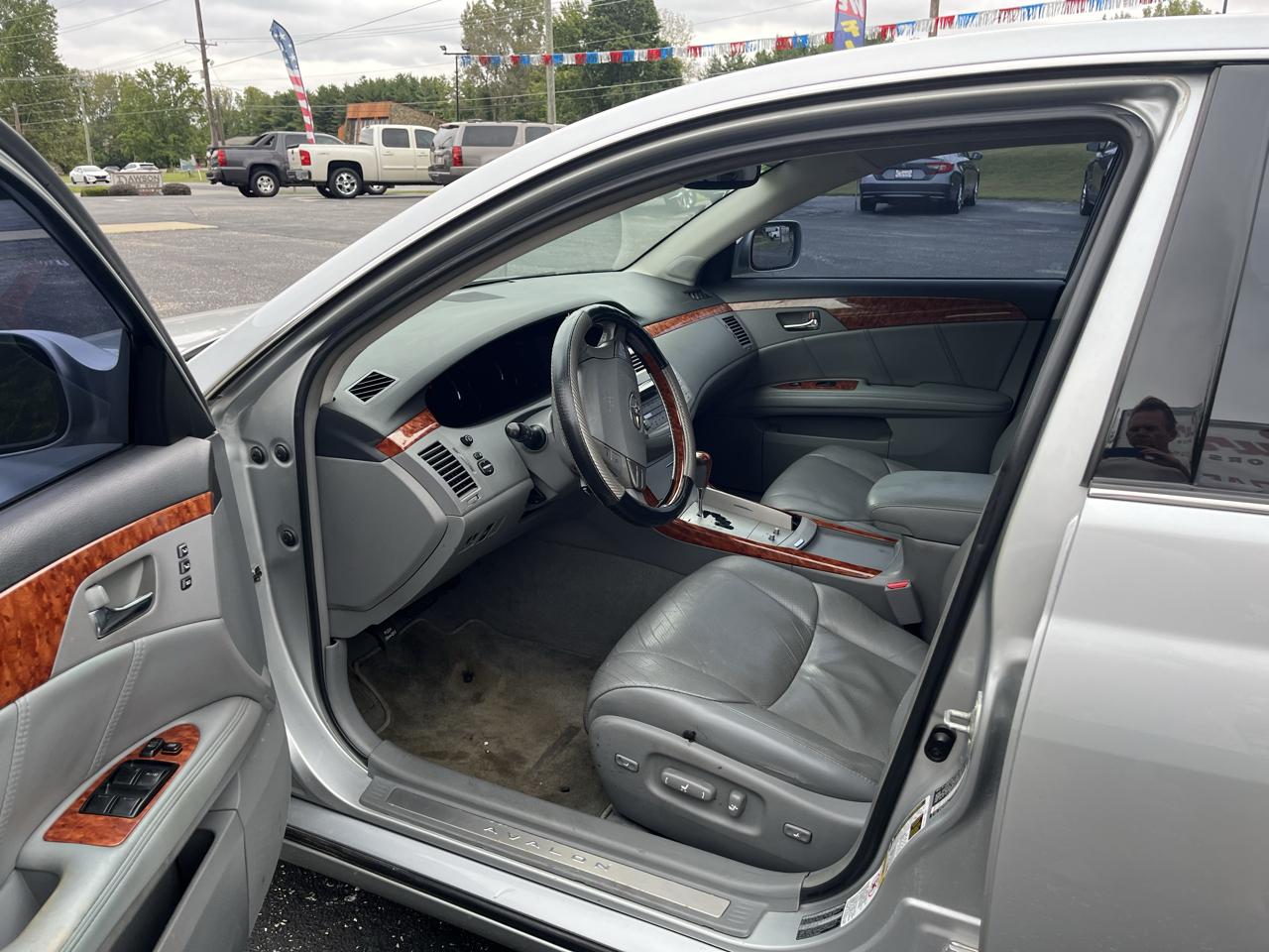 Toyota Avalon Limited 2007